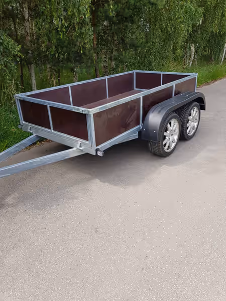 Przyczepa użytkowa — ujęcie 1