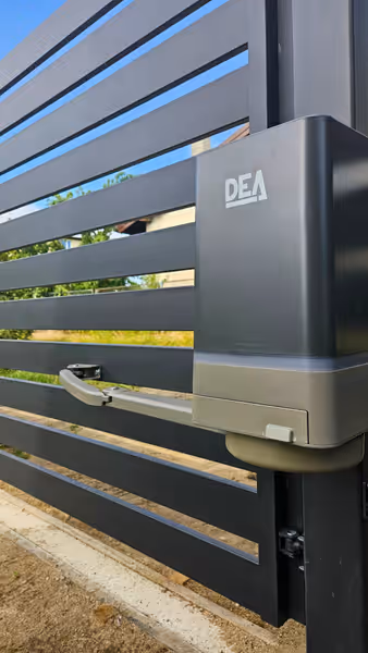Automatyka do bramy skrzydłowej — DEA — ujęcie 1