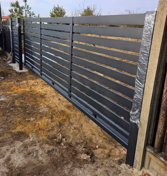 Brama przesuwna — ujęcie 2